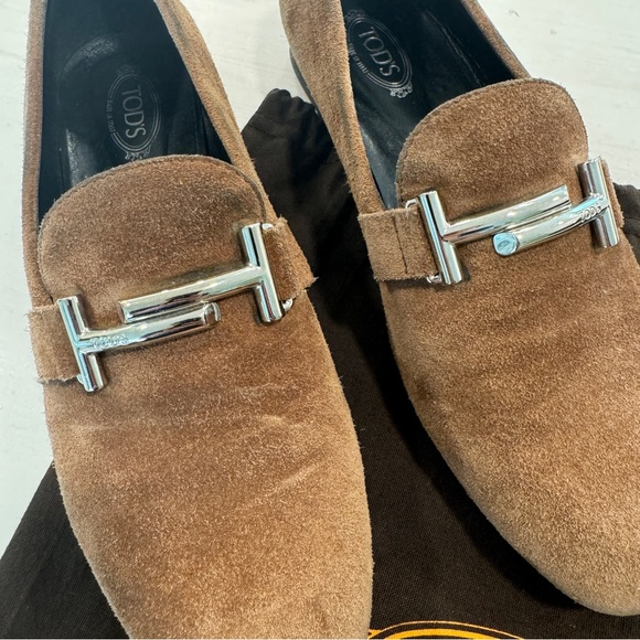 TOD’S | Double T Suede Loafer - Picture 1 of 11
